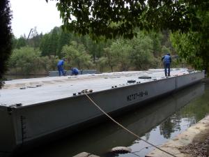 China Pontoon Floating Water Bridge L12m Multi Function Engineering wholesale