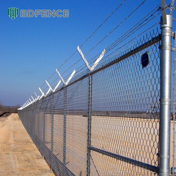 Airport Grade Chain Link Fence Wildlife Deterrent