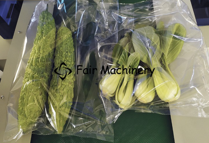 SGS 80BPM Pillow Packing Machine Potato Fruit Vegetable Carrot Cucumber 50HZ