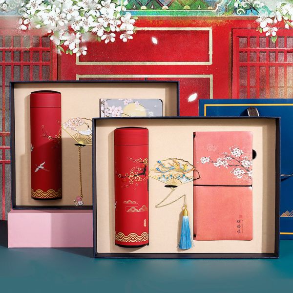 Ancient Style Hardcover Notepads with 100 Inner Sheets Perfect Student Handbook Gift Set