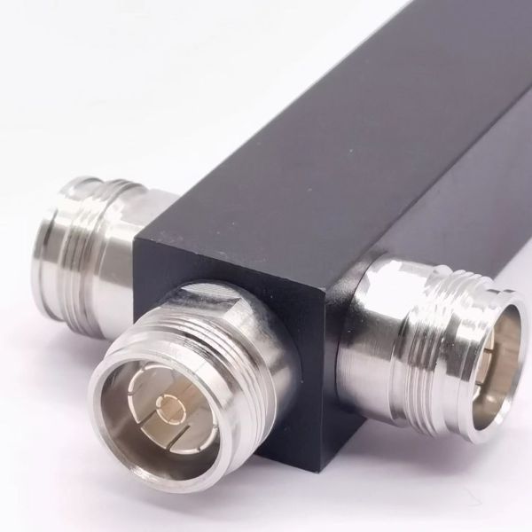 617-4000MHz High Power Pulse Splitter Cavitty Power Divider for Das Ibs 4.3-10f