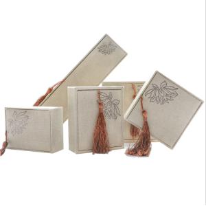 Personalized Design Jewelry Gift Box Packaging Necklace With Tassel