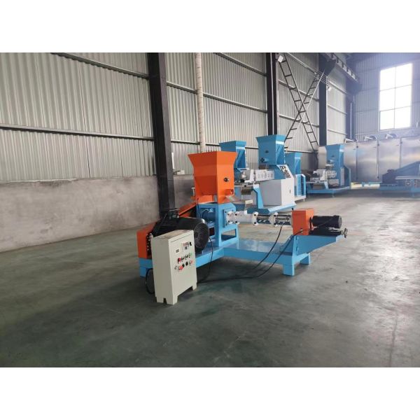 Professional Grade 100-120kg/H Fish Pellet Machine For Industrial Use