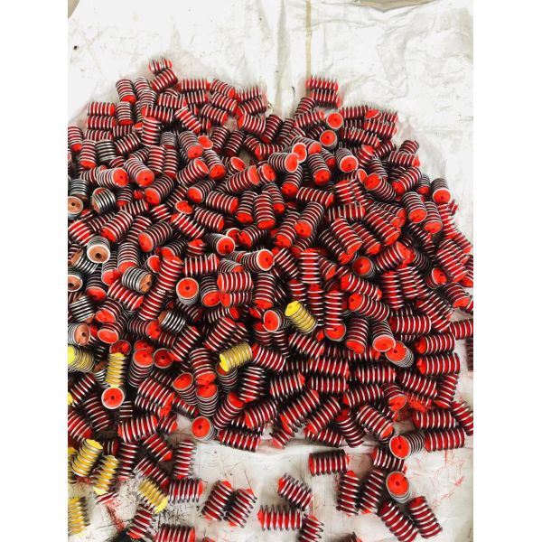 Industrial Inner Wound Spring Spiral Brush Office Furniture Chain Cleaning Brush