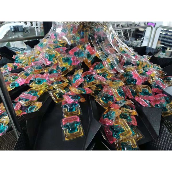 Laundry Pods Laundry Detergent Packing Machine Counting 15 30Pcs