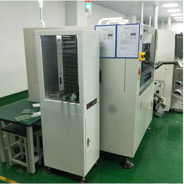 Mini PCB Loader And Unloader , Stacked Recirculation SMT Handling Equipment