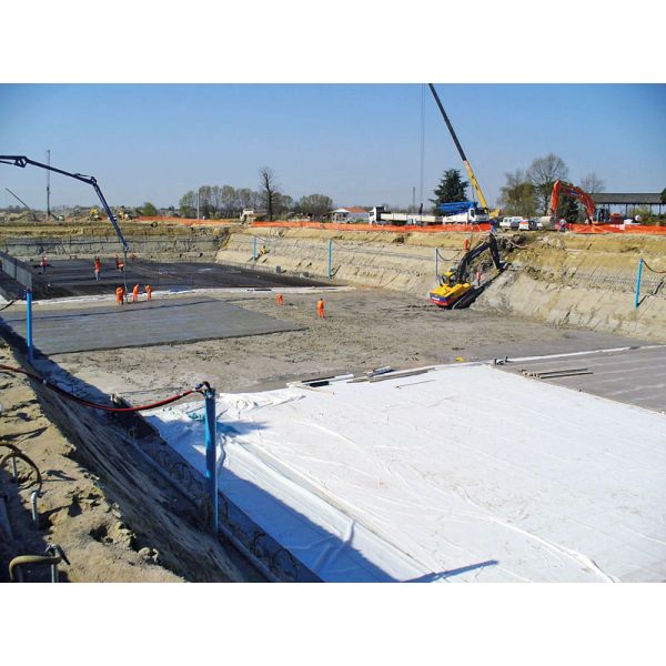 High Permeability Non Woven Polyester Geotextile For Soil Reinforcement And Land Reclamation