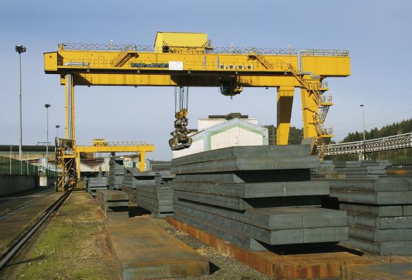 Quality Outdoor MG Model Construction Gantry Crane 32ton In Stone Factory for sale