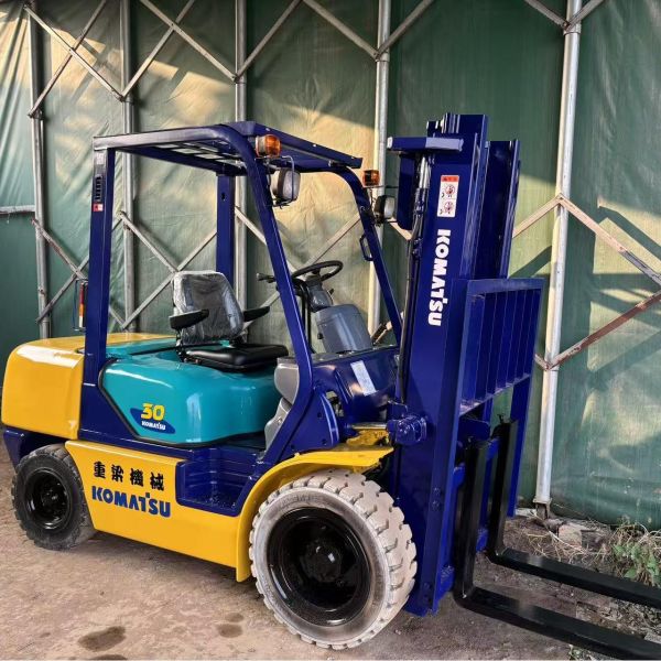 3 Ton Diesel Forklift Truck Used Triples 3 Tons Forklift Engine 3000 Diesel Forklifts