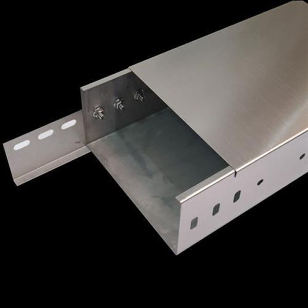 ISO9001 Certified 1000mm Cable Tray / Exterior Cable Tray With Cover