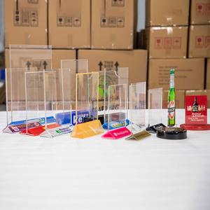 China 15 Days Delivery Restaurant / Bar / Shop Desktop Acrylic Menu Holder OEM wholesale