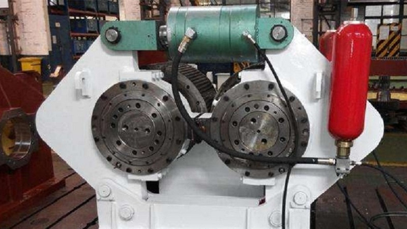 200 Kw High Pressure Grinding Rolls Crushing And Mining Equipment 1 Year Warranty