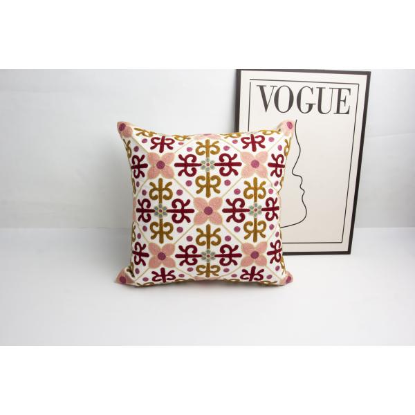 18*18inch Customized Pattern Decor Pillows Classic Design Full Cover Towel Embossed Embroidery Pillows for Living Room