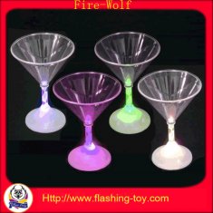 China glow cup,blinking cup ,flashing cup ,led light cup wholesale