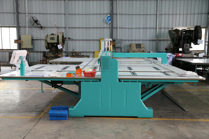 China Large Area Computer Controlled Embroidery Machine 6130*4155*490 MM wholesale