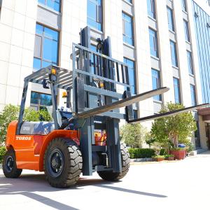 China Customizable Diesel Lift Truck 4 Wheel Counterbalance Forklift wholesale