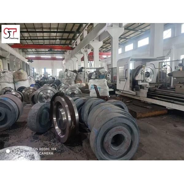 42CrNiMo 18CrNiMo Quality Forging Steels Forged Alloy Metal Forging Products Cement Grinding Gear