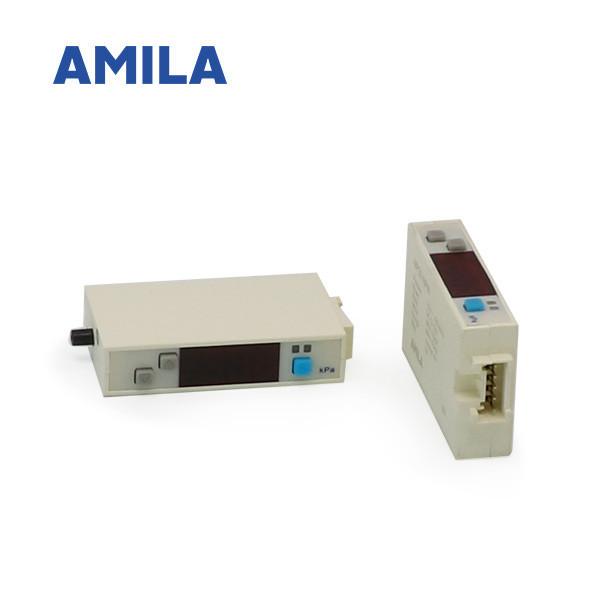 Quality Small Size Digital Vacuum Pressure Switch -1 Bar To 0 Bar Measuring Range for sale