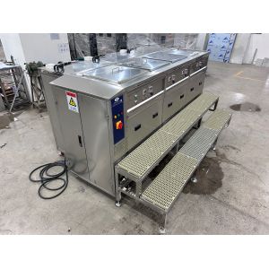 28KHZ 40KHZ Ultrasonic Industrial Cleaning Equipment Customized Rinsing, Hot Air
