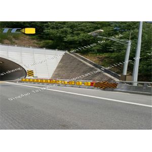 Accident Car Rolling Guardrail Barrier Post Spacing 650mm 700mm 1000mm