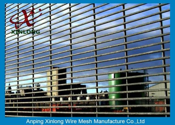 Quality Custom Security Mesh Fencing , Home Security Fence With Razor Wire for sale