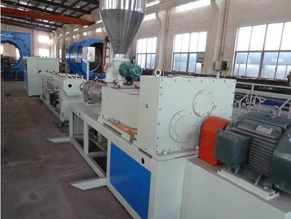 Quality Hydraulic Protective Sleeve Plastic Extrusion Line , Sprial Hose Warp Pe Pipe Extrusion Machine for sale