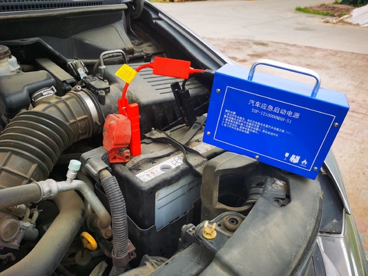 Link-W Li-ion Battery-10 Portable Power System showing compact black design