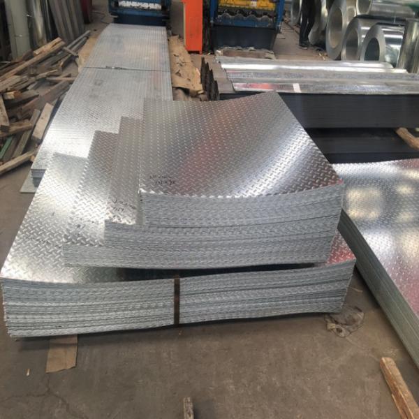 Hot Rolled Carbon Steel Checkered Plate Q235B Sheet Diamond 2000mm 1