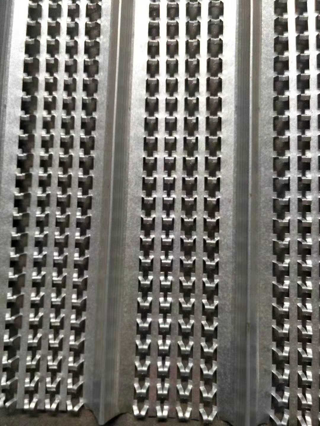 China Professional High Rib Lath Mesh , High Rib Construction Joint 2-3M Length wholesale