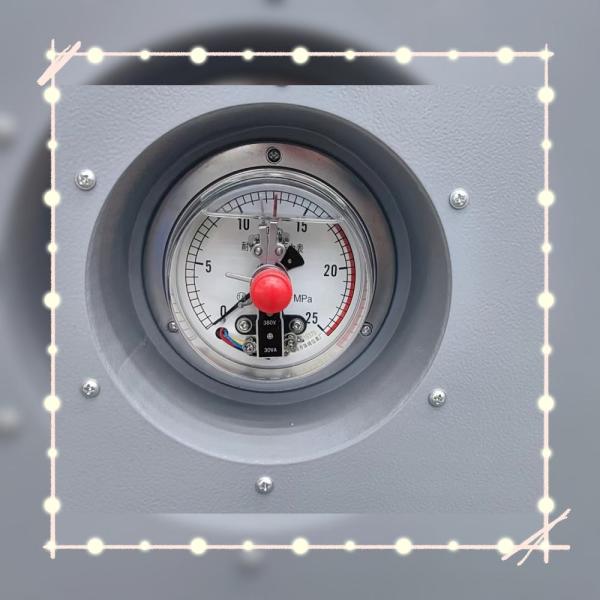 25T Silicone Label Machine For Custom Logo And Text Transfer Onto Clothing