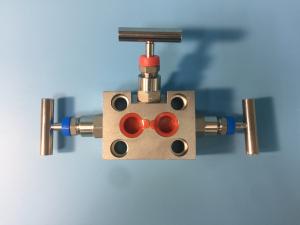 China SS304 Pressure Transmitter Manifold High Pressure 3 5 Way on sale