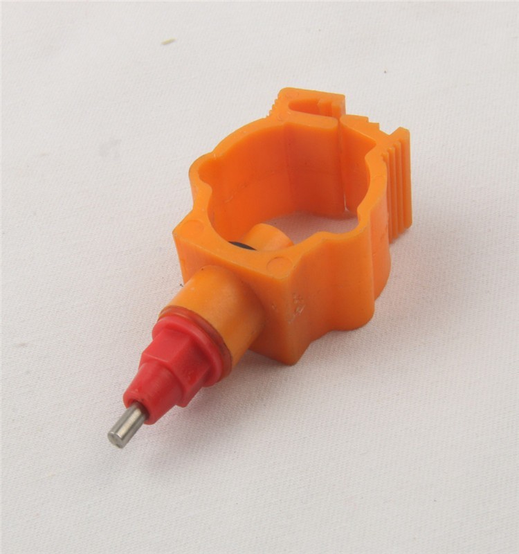 China Automatic poultry nipple drinking system for livestock QL204 wholesale