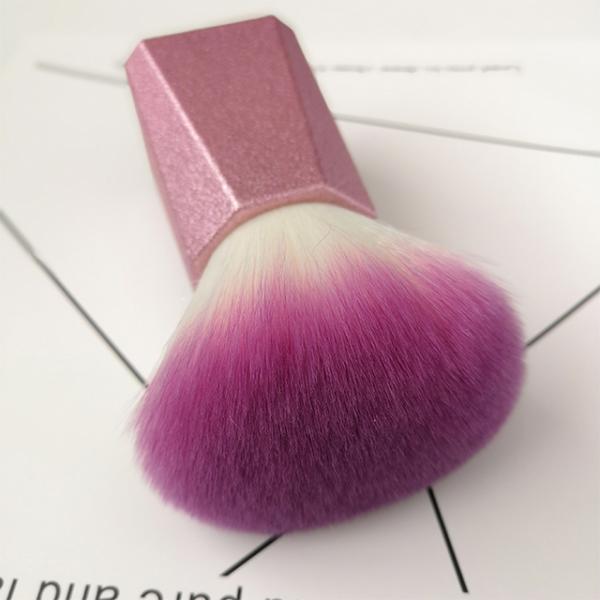 Plastic Handle Kabuki Makeup Brush
