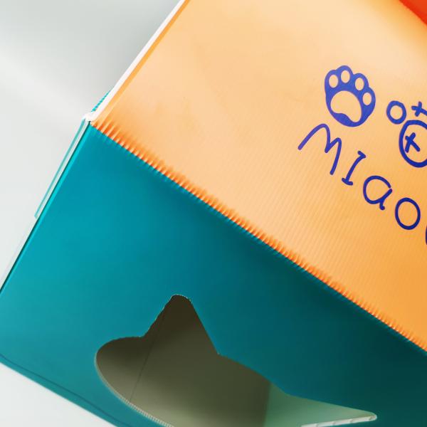 OEM Cat House Corrugated Display Board 33*33*63CM Waterproof