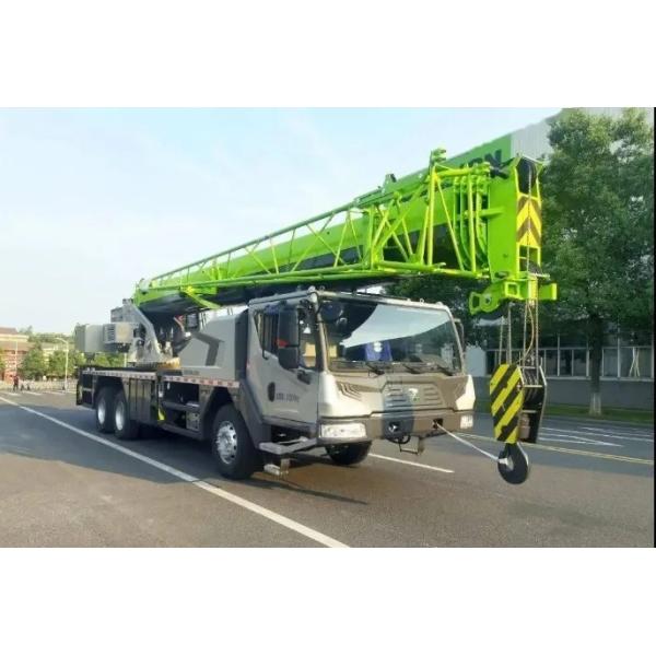 Used ZOOMLION 251V 25t ZTC 251V Hydraulic Truck Crane Construction Site