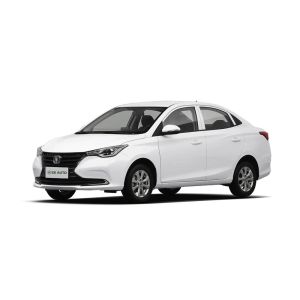 China Almost New Second Hand Used Cars Petrol Changan YueXiang Sedan on sale