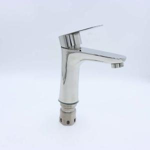 China Brushed Silvery Bathroom Shower Faucet Wide Mouth Bath Shower Tap on sale