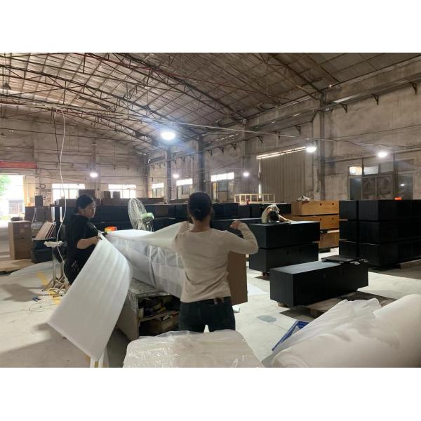 Modern Living Room Round Coffee Table