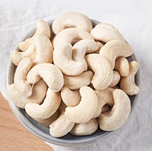 China Wholesale Roasted Cashew Nuts High Quality Delicious Without Shell on sale