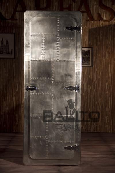 Quality classical old style aluminium CASE furniture for sale