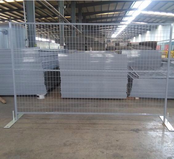 Canada temporary Construction Fence H 6'/1830mm and W 9.6' /2950mm tubing 1"/25mm thick 1.5mm powder coated grey