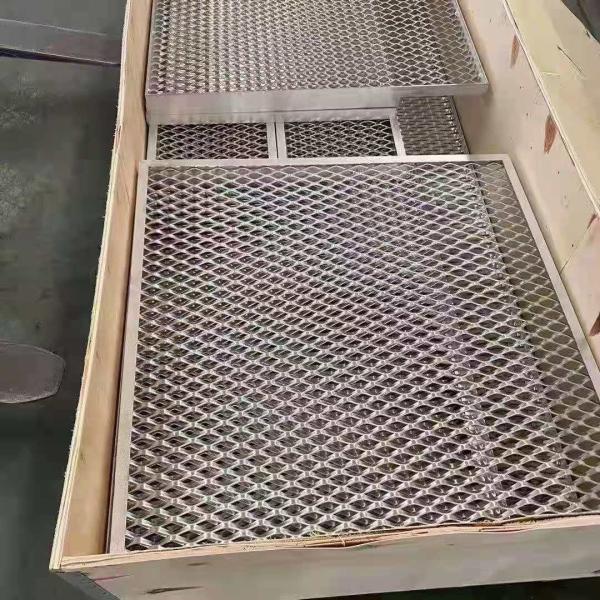 3mm Thickness Decorative Wire Mesh / Expanded Metal Panels 1X2m For Ceiling