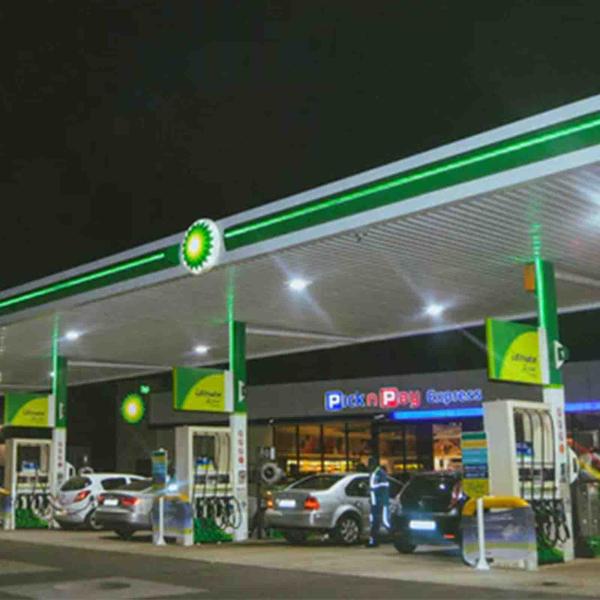 5700K IP65 Round Garage Ceiling Lights With Motion Sensor 6000LM