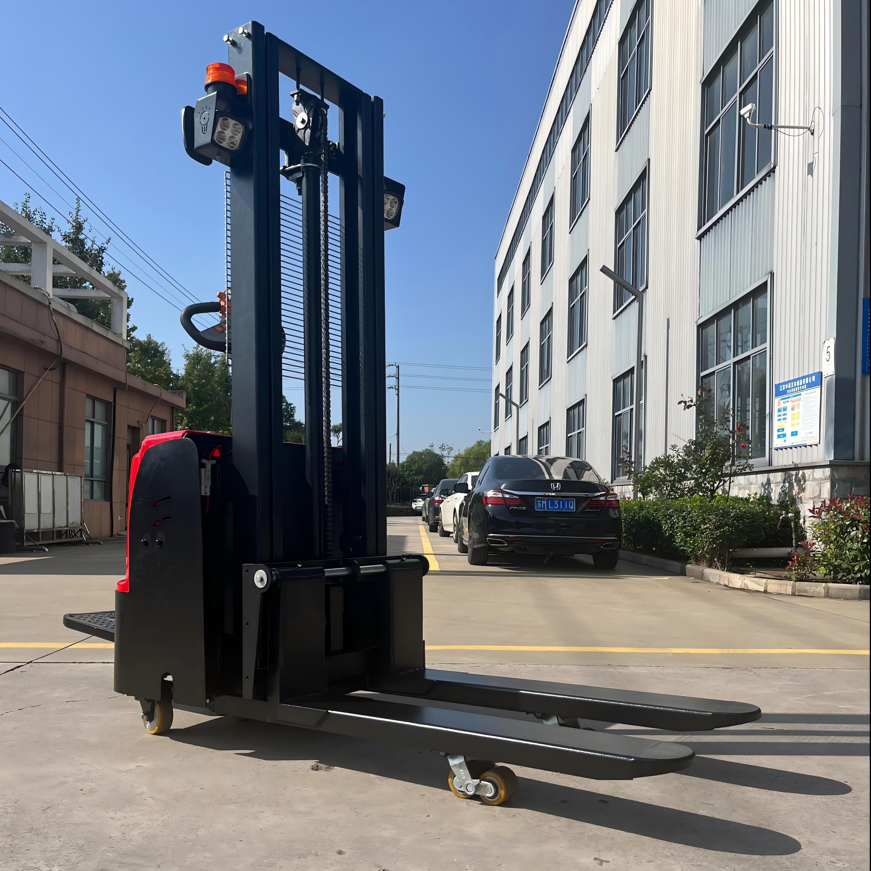 1.5 Ton Electric Pallet Stacker 1500kg Capacity 3M Lift Height