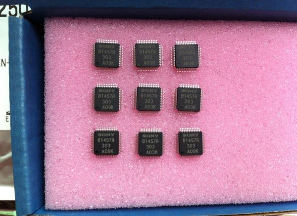 Quality 24 BIT Transmitter Chip With EGA VGA WVGA SVGA Resolution CXB1457R for sale