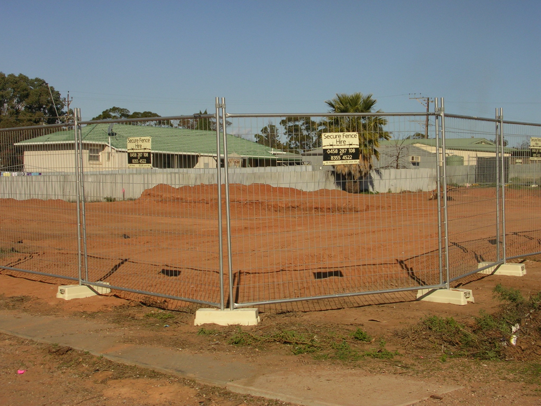 2.1m*2.4m Temp Construction Fence Panels OD32mm*2.0mm With a 4.0mm diameter AS4687-2007 standard