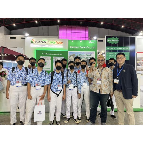 High Efficiency 96 Cells Monocrystalline 600Watts Shingled Solar Panel Overlap Mono 600w 48v 24v Solar Panels