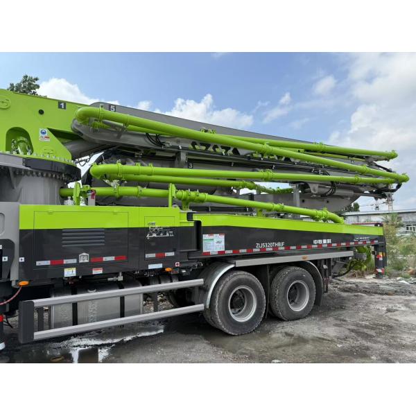 2025 3 Axles Concrete Boom Pump Truck Zoomlion 47m Equipped with FAW Chassis