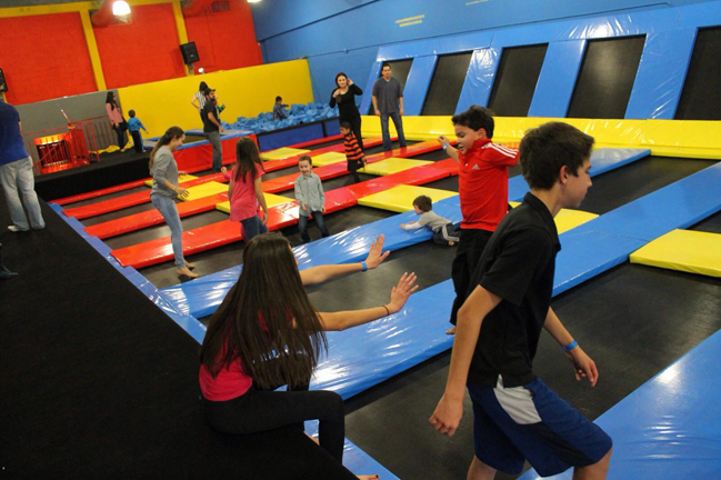 Super Big Indoor Trampoline Park For Kids Galvanized Steel Pipe