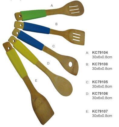 Quality Wholesale wooden kitchen utensils,cooking spoon with long handle for sale